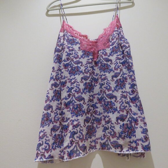 INTIMATELY FREE PEOPLE Pretty Little Thing Lace Trim Cami Top in Purple - Size L - Picture 9 of 14